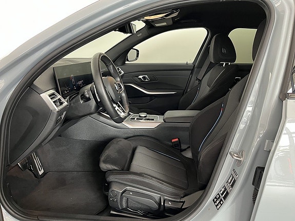 BMW 320 5 of 14