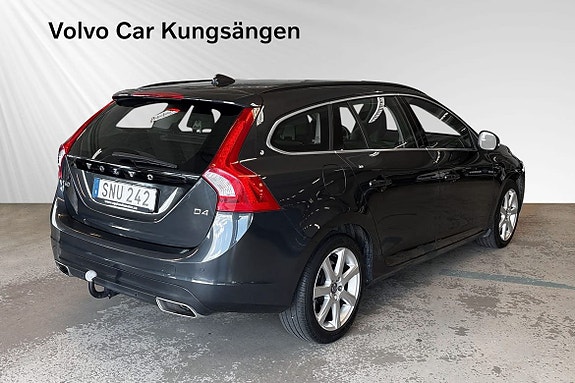 Volvo V60 5 of 26