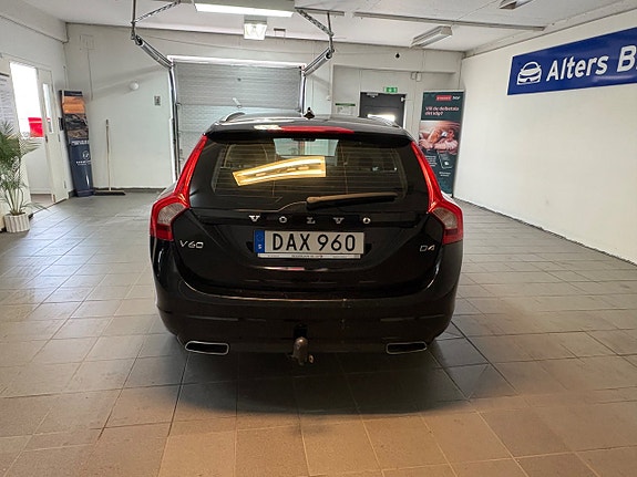 Volvo V60 3 of 14