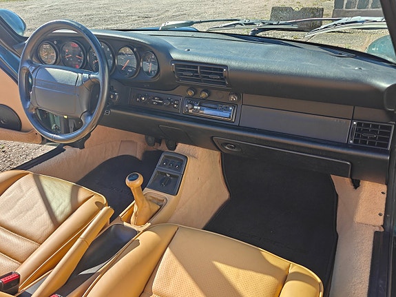 Porsche 911 14 of 28