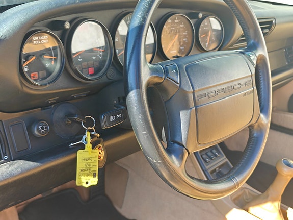 Porsche 911 11 of 28