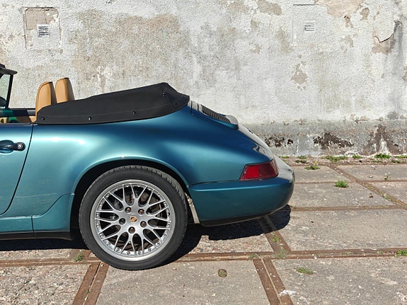 Porsche 911 18 of 28