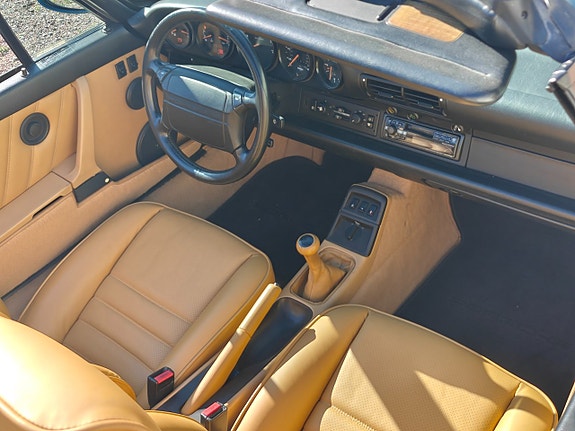 Porsche 911 6 of 28