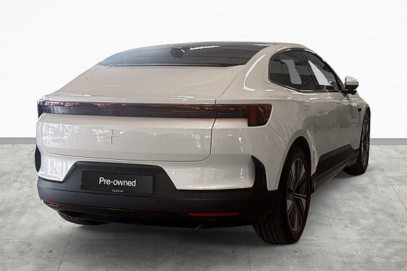 Polestar 4 9 of 30