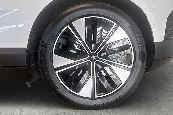 Polestar 4 6 of 30