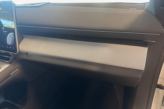 Polestar 4 21 of 30