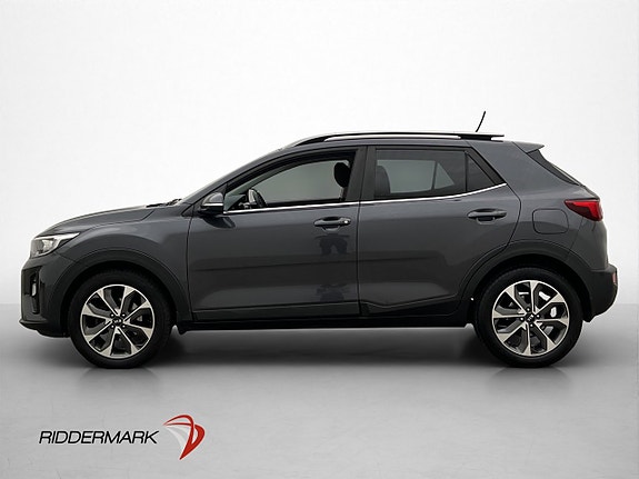 Kia Stonic 2 of 24