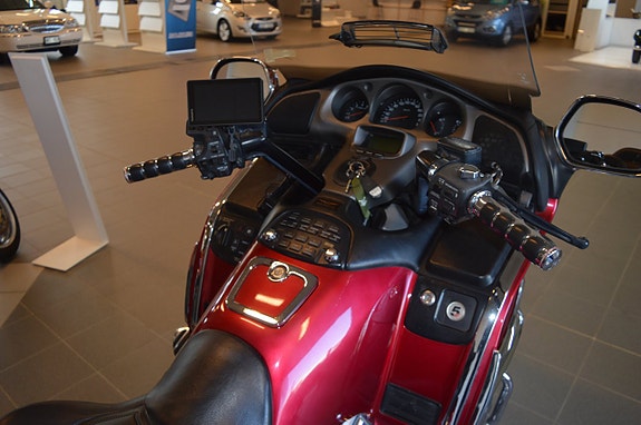 Honda Powersports GL1800A Gold Wing 1.8 7 of 16