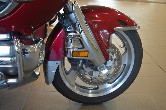 Honda Powersports GL1800A Gold Wing 1.8 5 of 16
