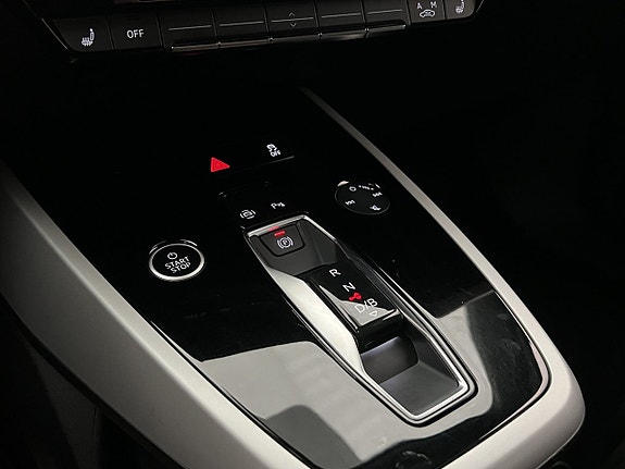 Audi Q4 e-tron 21 of 30