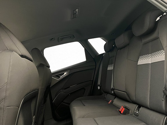 Audi Q4 e-tron 11 of 30