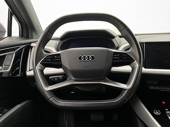 Audi Q4 e-tron 12 of 30