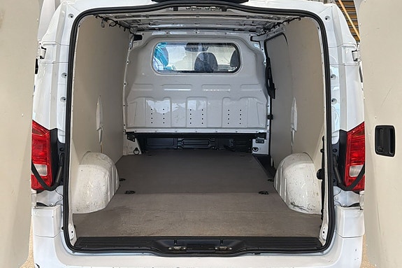 Mercedes-Benz Vito 116 18 of 19