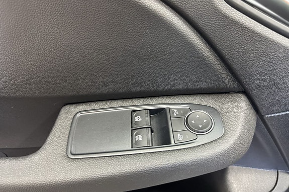 Renault Clio 13 of 17