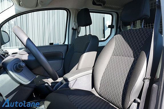 Renault Kangoo Express 14 of 19