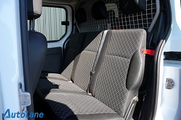 Renault Kangoo Express 15 of 19