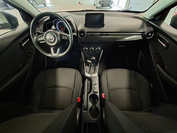 Mazda 2 8 of 9
