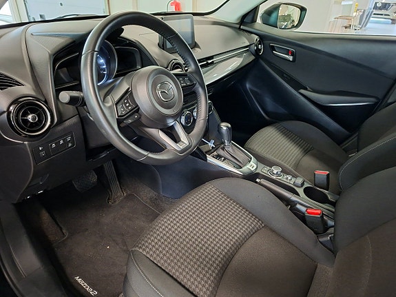 Mazda 2 7 of 9