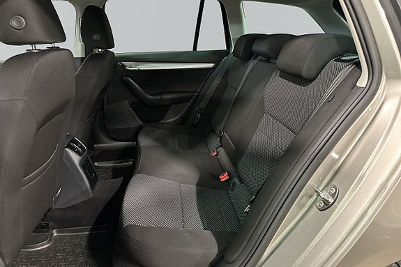 Skoda Octavia 6 of 6