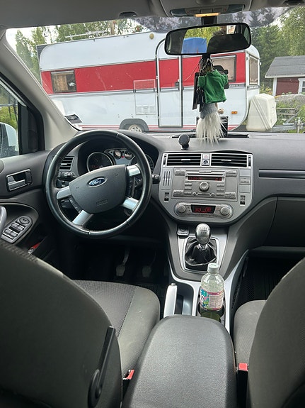 Ford Kuga 4 of 5