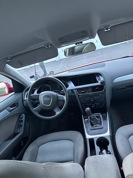 Audi A4 4 of 4