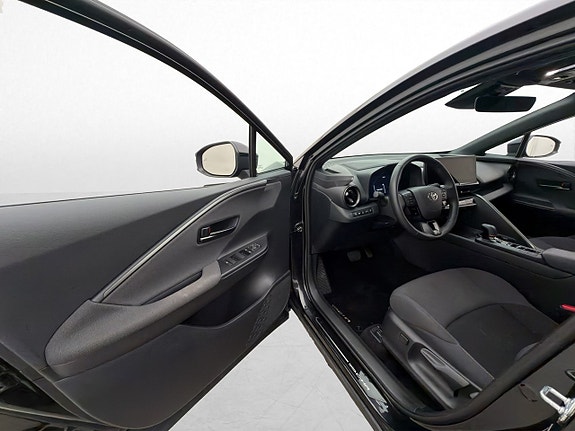 Toyota C-HR 11 of 30