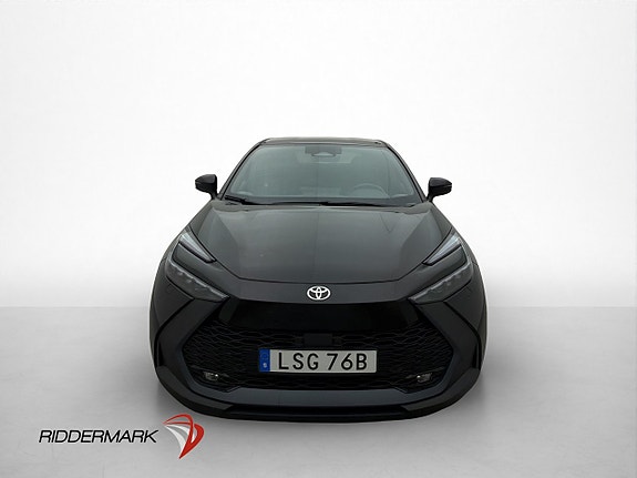 Toyota C-HR 2 of 30