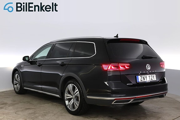 Volkswagen Passat Alltrack 6 of 27
