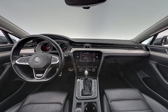 Volkswagen Passat Alltrack 14 of 27