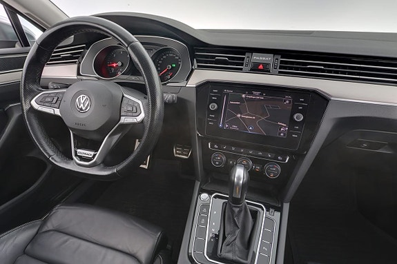 Volkswagen Passat Alltrack 15 of 27