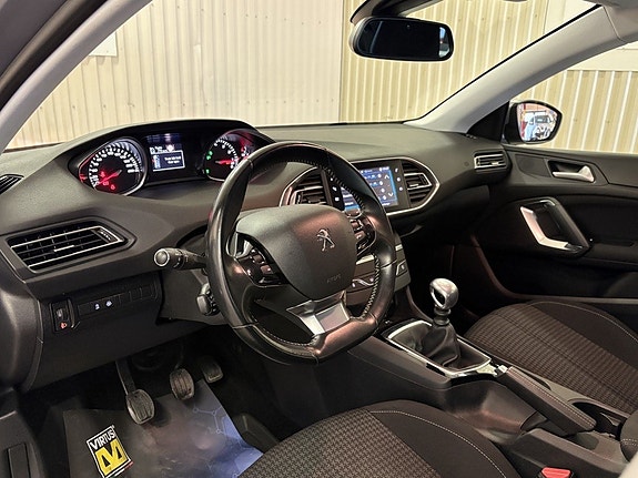 Peugeot 308 25 of 25