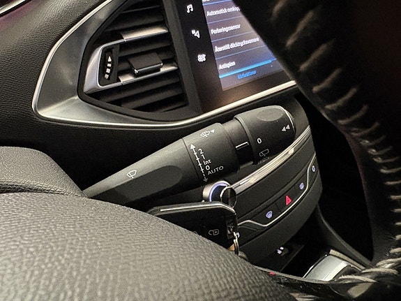 Peugeot 308 15 of 25