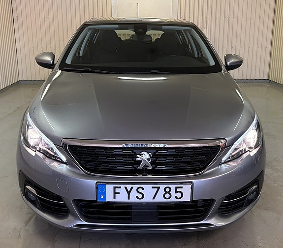 Peugeot 308 5 of 25