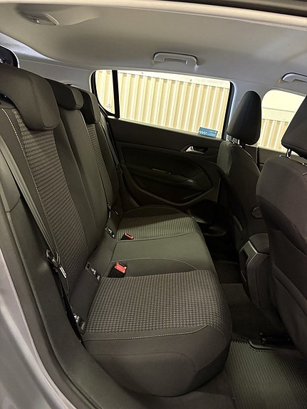 Peugeot 308 11 of 25