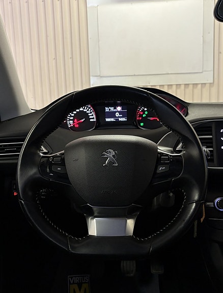 Peugeot 308 13 of 25