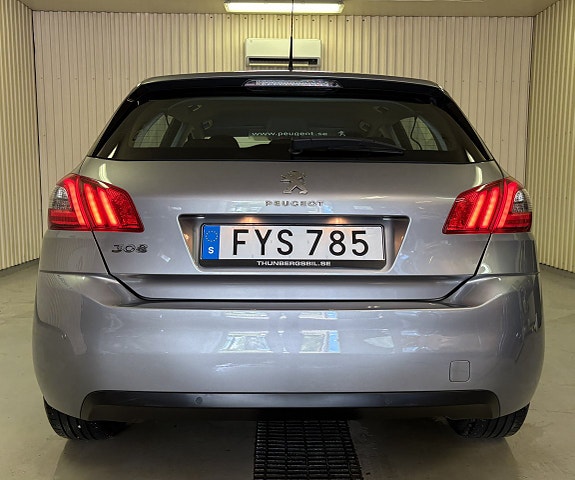 Peugeot 308 7 of 25