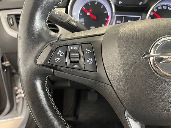 Opel Astra 26 of 26