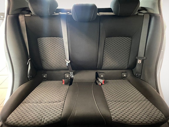 Opel Astra 15 of 26