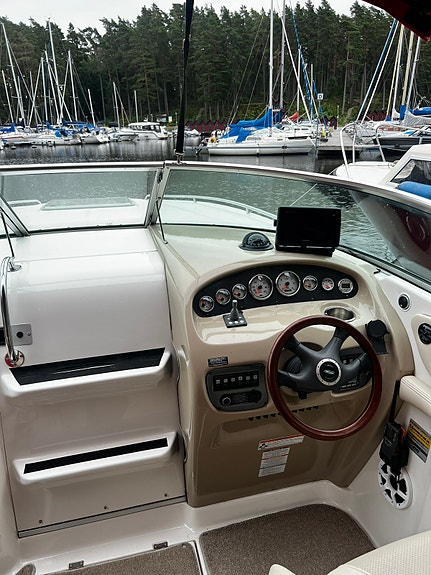 Chaparral 265 SSI Mycket fint skick, nästan ny motor 9 of 10