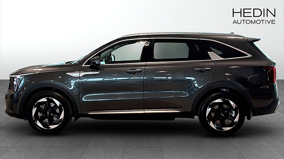 Kia Sorento 12 of 20