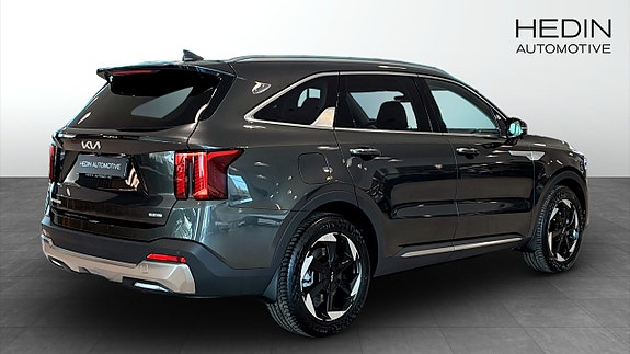 Kia Sorento 10 of 20