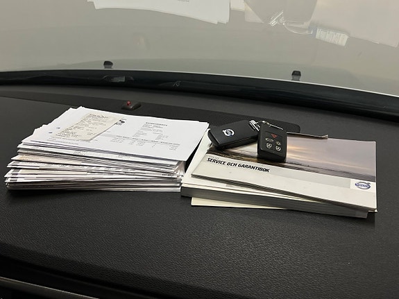 Volvo V70 25 of 28