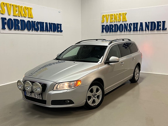 Volvo V70 2 of 28