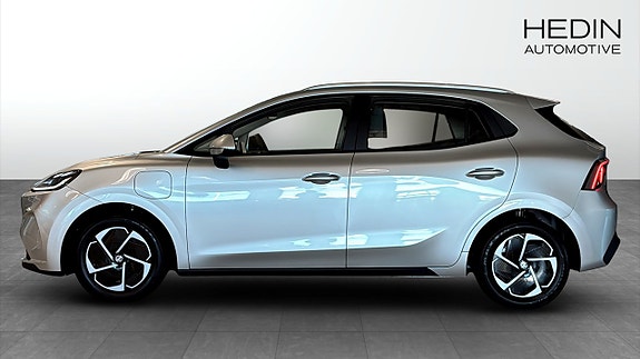 MG MG4 EV Urban 6 of 12