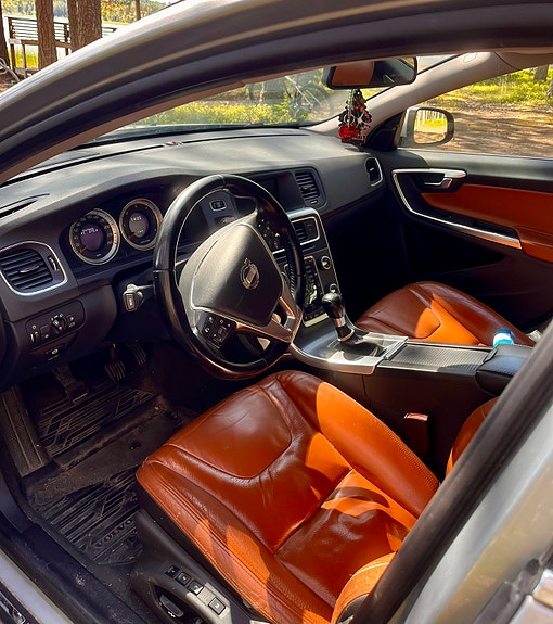 Volvo V60 6 of 7