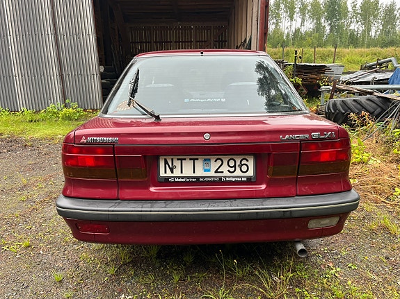 Mitsubishi Lancer 5 of 8