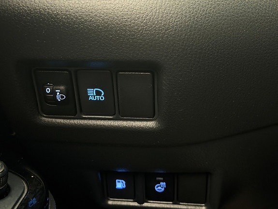 Toyota C-HR 27 of 30