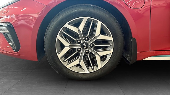 Kia Optima 9 of 17