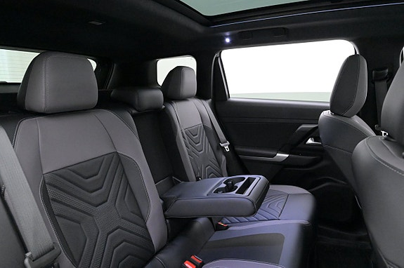 Jeep Compass 25 of 27