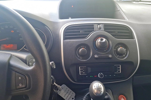 Renault Kangoo Express 8 of 15